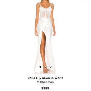 Calla Lily Gown in White
V. Chapman size 4 - worn once